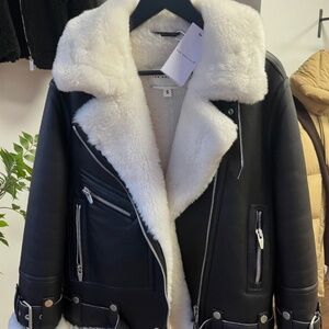 MOYA SHEARLING JACKET BY THE ARRIVALS SIZE S NWT GENUINE LEATHER/ SHEARLING